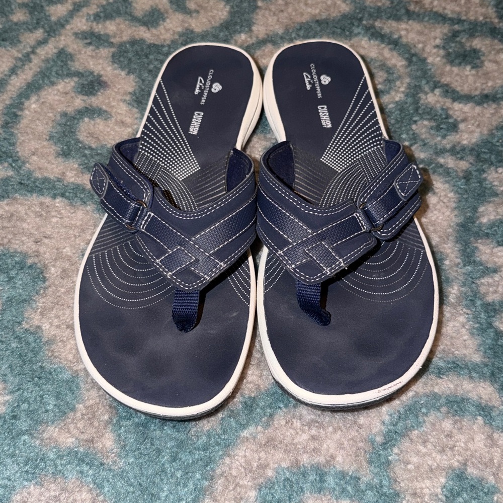 Clarks Navy Cloudsteppers - Picture 3 of 4